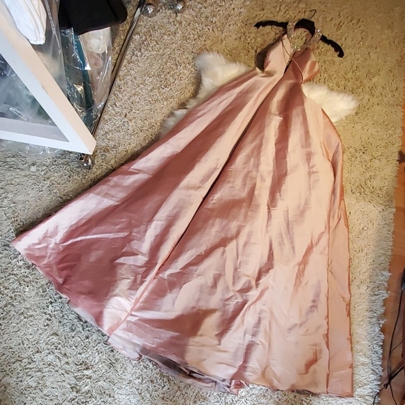 New‎ aidan mattox cutout taffeta gown - Picture 6 of 8